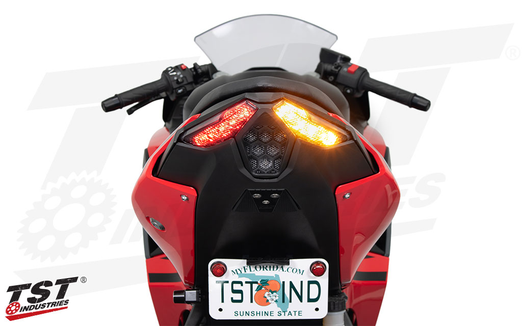 Built in turn signals eliminate the need for external turn signals on your Kawasaki Ninja 500.