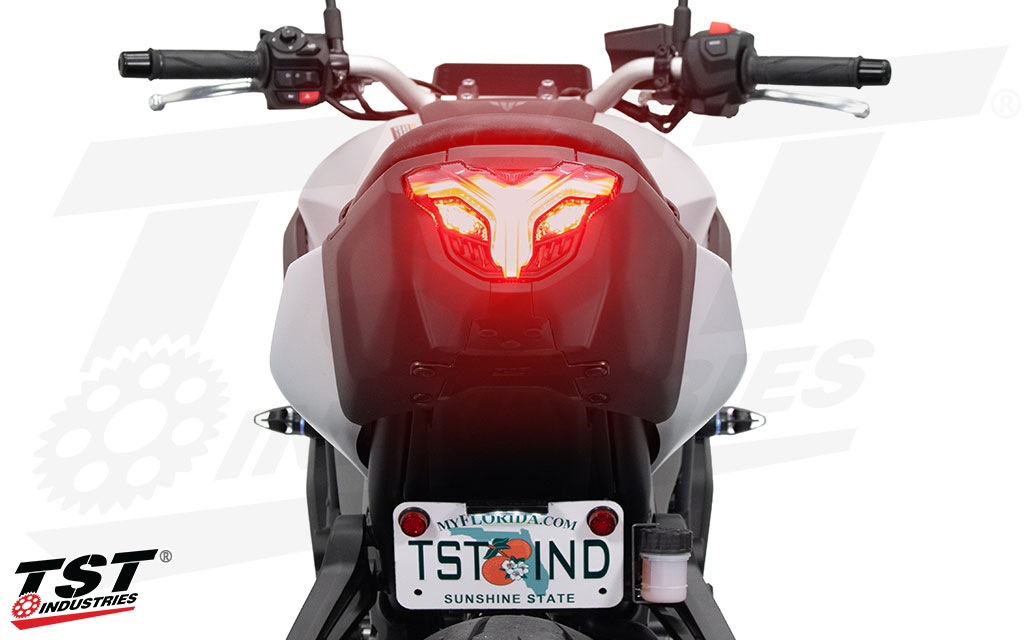 Super bright LEDs activate to full brightness during brake activation.