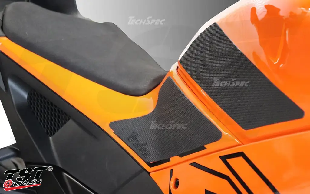 XL2 TechSpec Gripster Tank Grips on the 2026+ KTM 990 RC R.