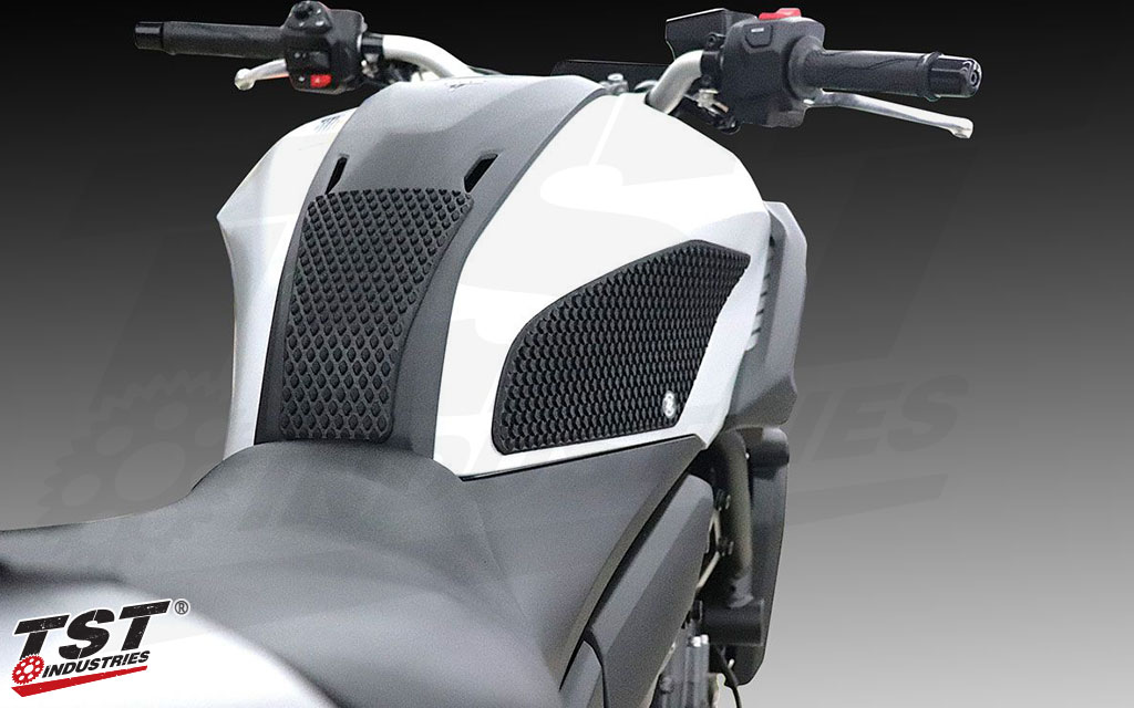 Includes a center tank protector. 