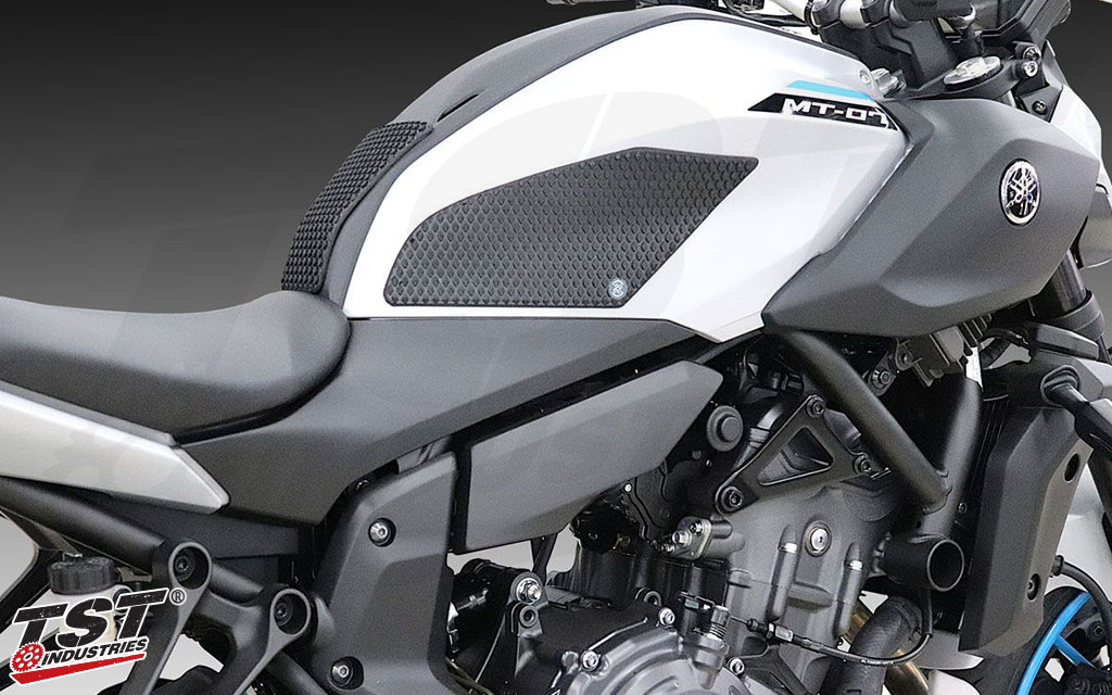 Upgrade your 2025+ Yamaha MT-07 with TechSpec Gripster Tank Grips.