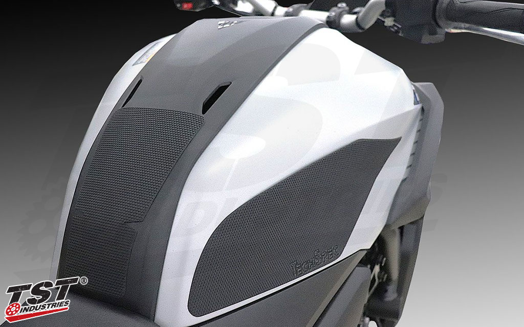 Includes matching center tank grip.