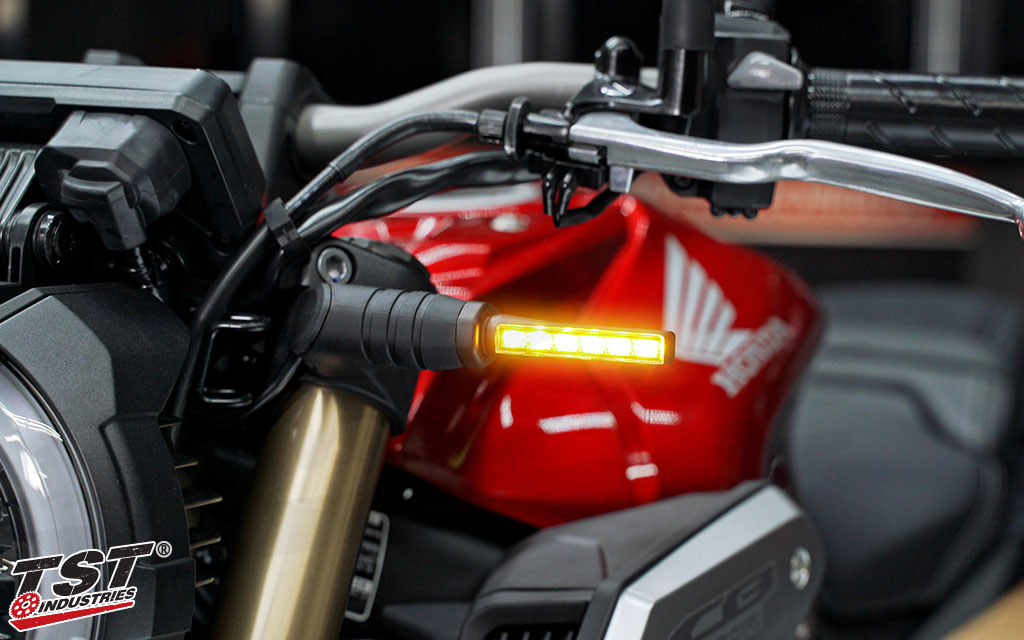 BL6 Turn Signals feature six bright LEDs in each indicator.