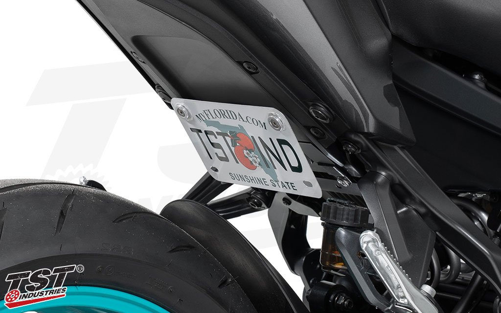 Includes bracket ONLY - no Undertail Closeout is included. 