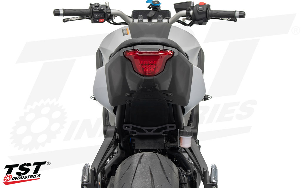 Remount your MT-07 license plate in a low mount postion with one easy upgrade.