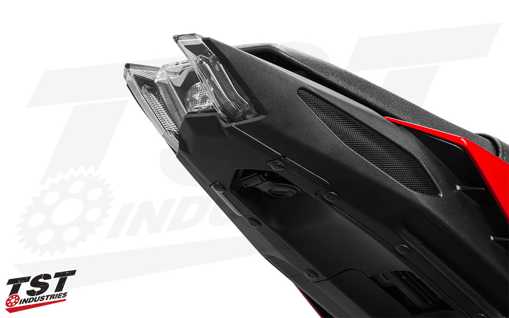 Provide a clean and finished look the undertail of your 2017-2020 Yamaha MT-09 with the included Undertail Closeouts.