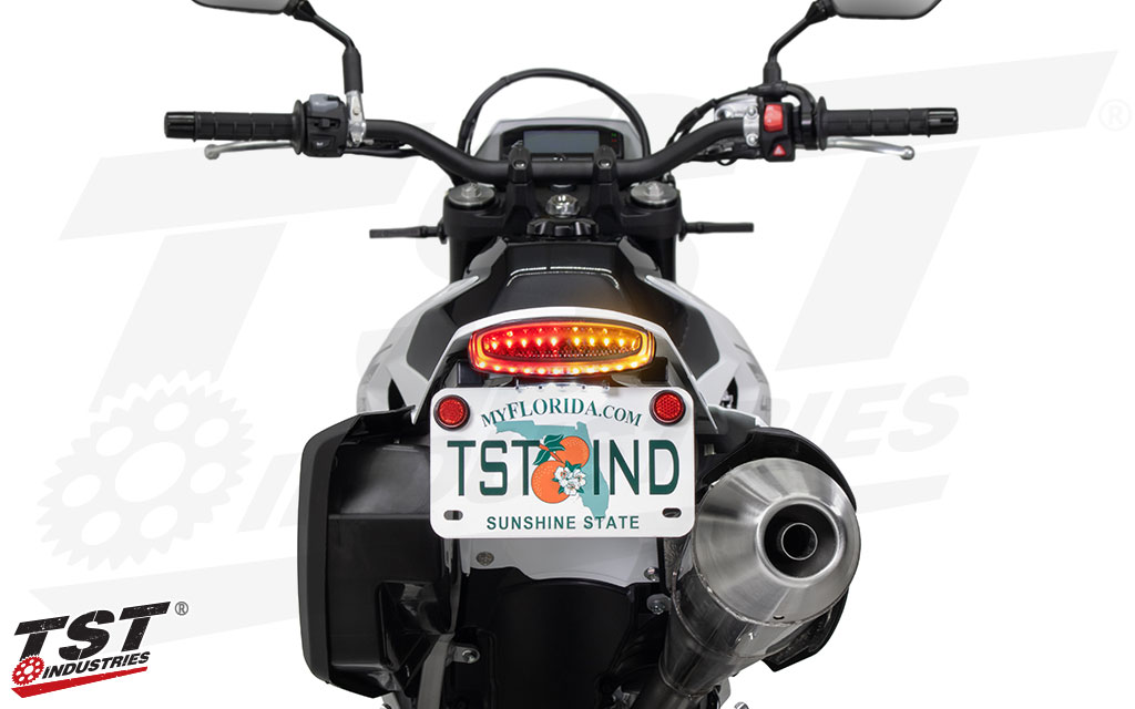 Built-in LED turn signals.