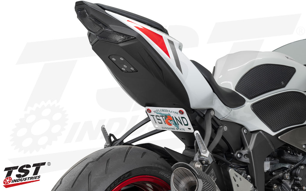 Ditch the bulky stock fender and go with a low and tucked position bracket for your 2024+ ZX-6R.