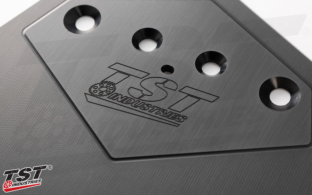 Subtle TST iconography is features on the smaller closeout component.