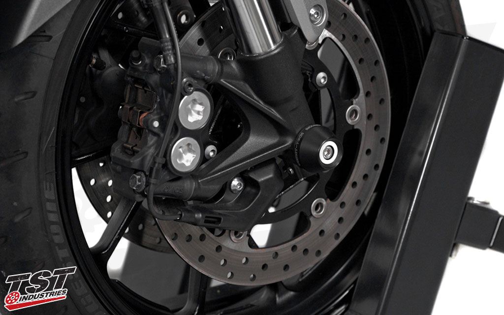 Protect your 2016+ Yamaha XSR900 with Womet-Tech fork sliders. 