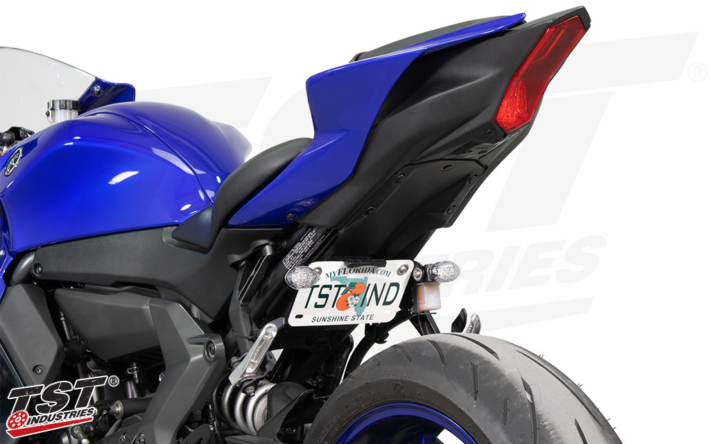 Must be installed with the Low-Mount TST Elite-1 Fender Eliminator for the Yamaha R7.